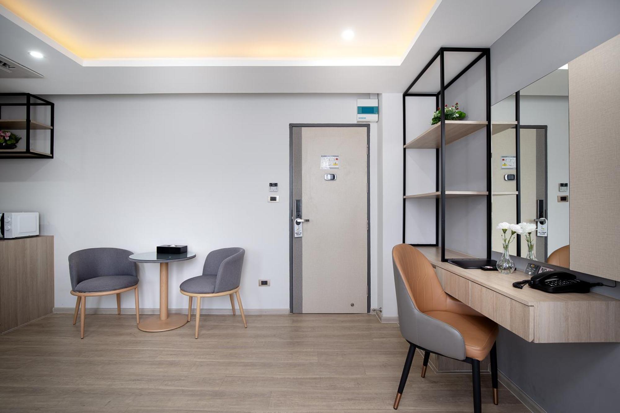 The Riski Hotel At Bangphlat Station Sha Bangkok Ngoại thất bức ảnh
