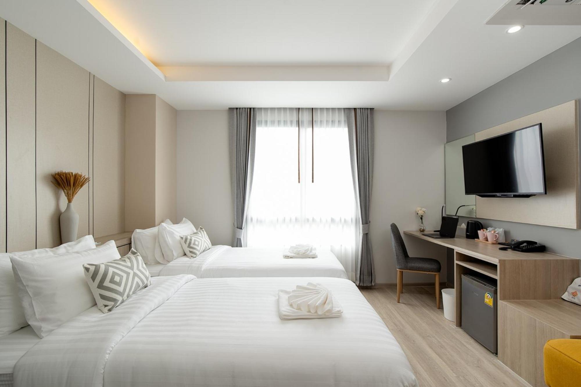 The Riski Hotel At Bangphlat Station Sha Bangkok Ngoại thất bức ảnh