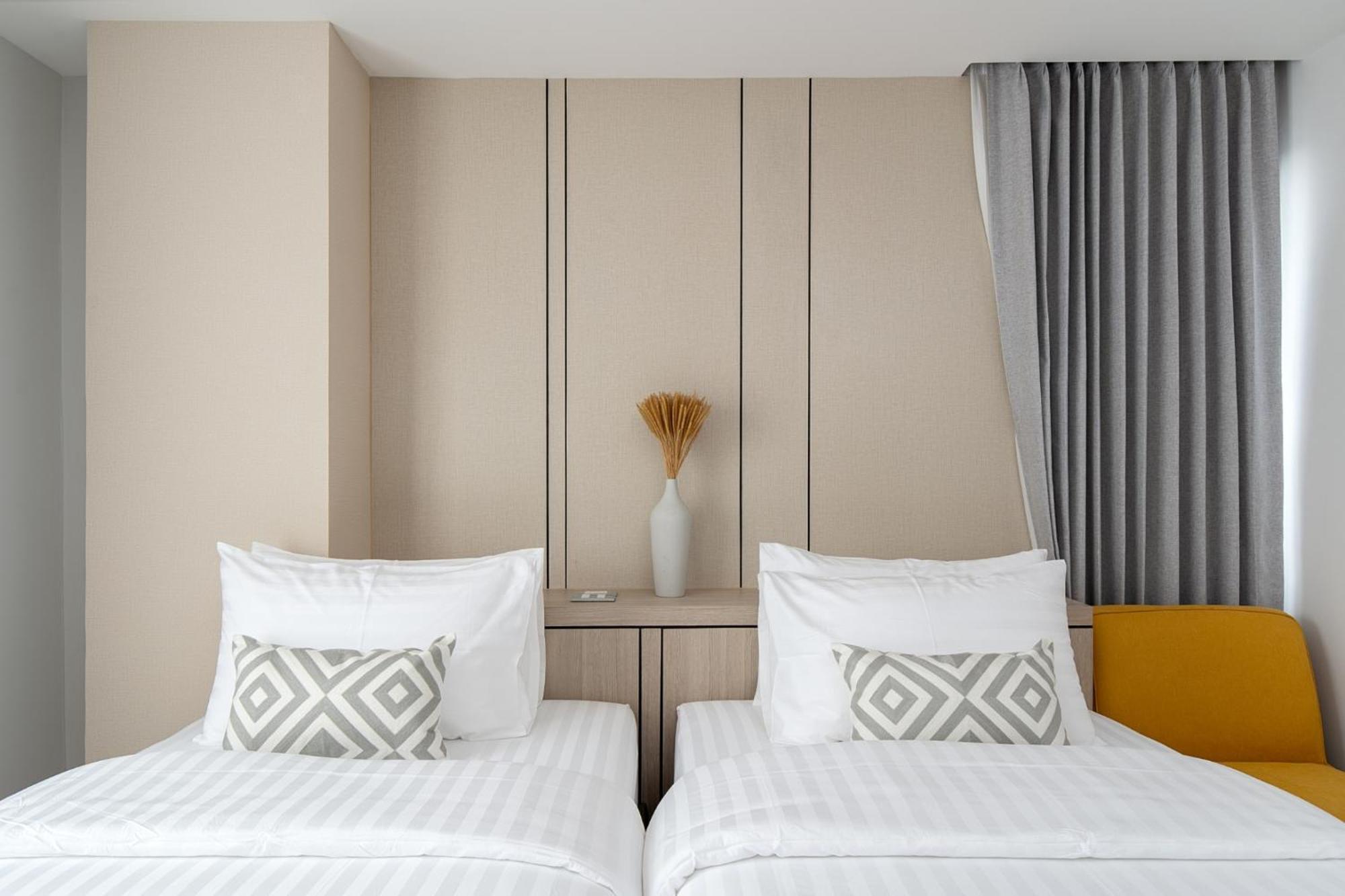 The Riski Hotel At Bangphlat Station Sha Bangkok Ngoại thất bức ảnh