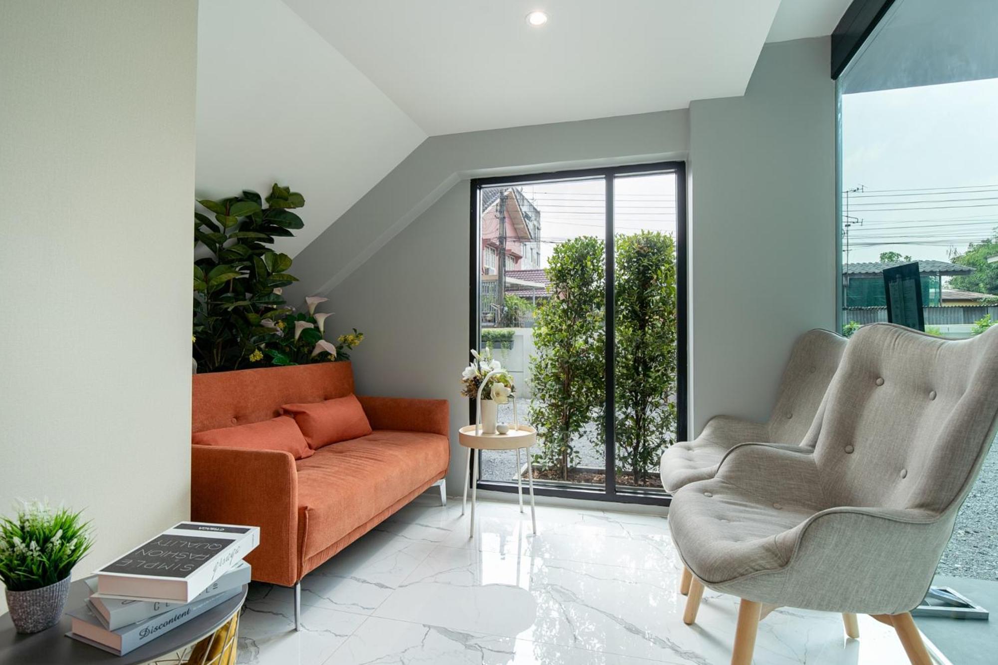 The Riski Hotel At Bangphlat Station Sha Bangkok Ngoại thất bức ảnh