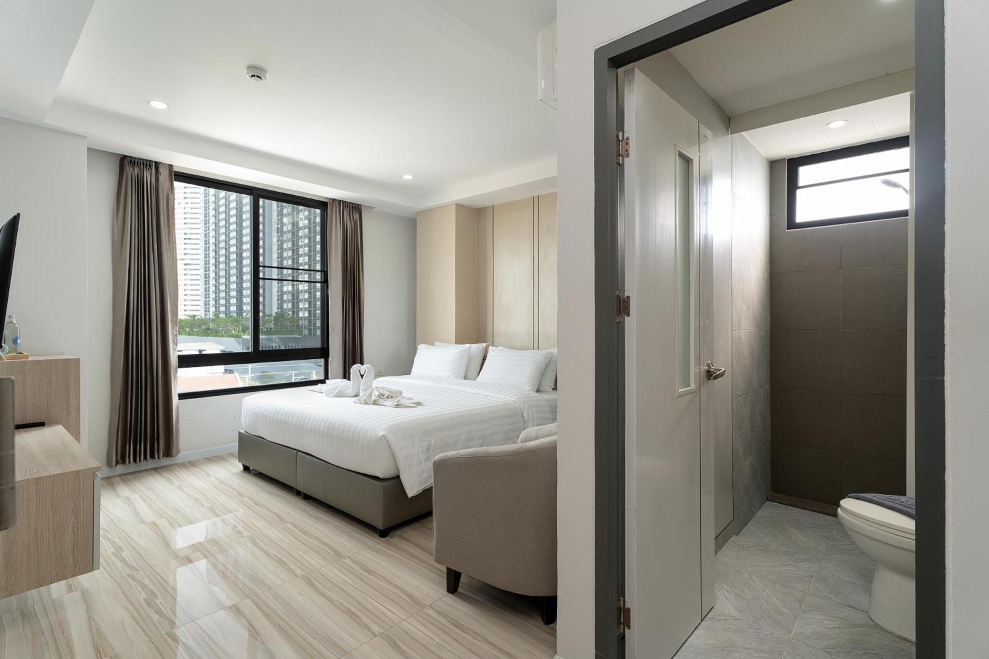 The Riski Hotel At Bangphlat Station Sha Bangkok Ngoại thất bức ảnh